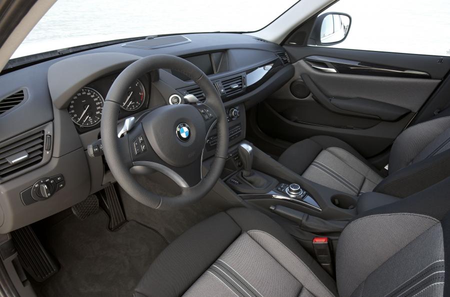  BMW X1 2009 года  (фото 32 из 190)